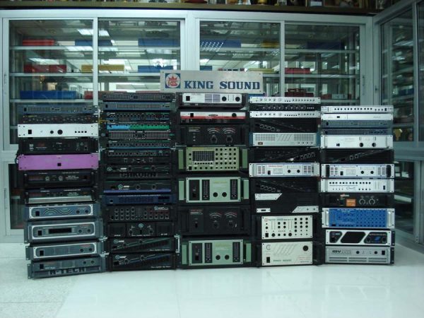 Power amp เพาเวอร์แอมป์ (กล่องเครื่องเสียง),pre amp article